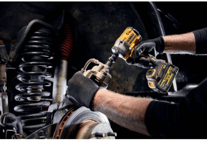 Гайковерт ударний акумуляторний безщітковий DeWALT DCF923P2G