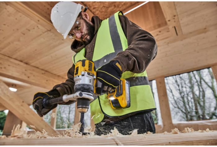 Дриль-шурупокрут акумуляторний безщітковий ударний DeWALT DCD1007NT