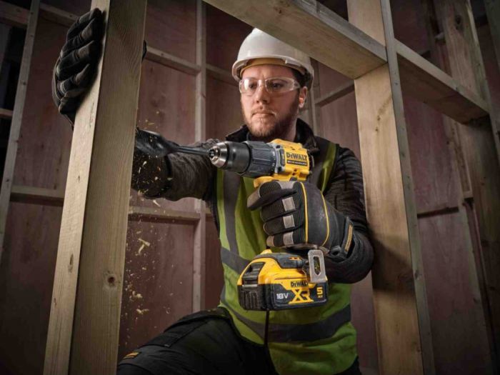 Дриль-шуруповерт акумуляторний безщітковий ударний DeWALT DCD799NT