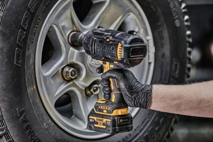 Гайковерт ударний акумуляторний безщітковий 1/2", 1396 Нм, DeWALT DCF900P2G