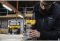 Фрезер кромочний DeWALT D26204K