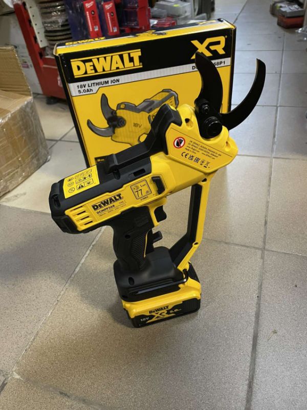 Ножниці садові - секатор акумуляторний DeWALT DCMPP568P1
