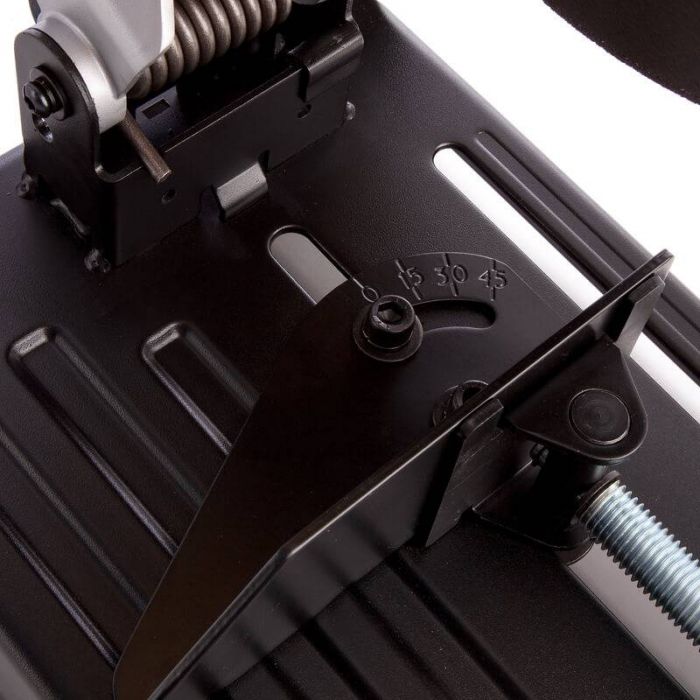 Пила монтажна мережева DeWALT D28730, 2300 Вт, диск 355 мм, 4000 об/хв, вага 15.5 кг