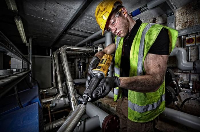 Прямошліфувальна мережева машина  450Вт, цанга 6мм, DeWALT DWE4884