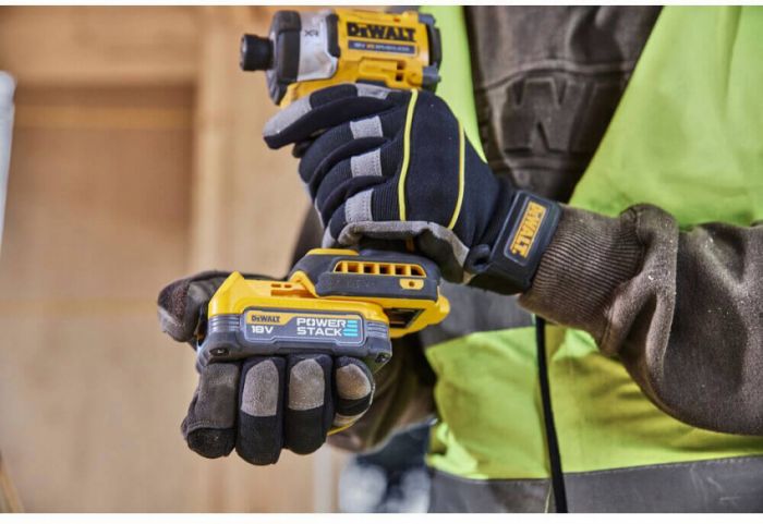 Шурупокрут ударний акумуляторний безщітковий DeWALT DCF860NT