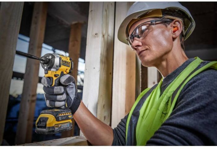 Шуруповерт ударний акумуляторний безщітковий DeWALT DCF850E1T