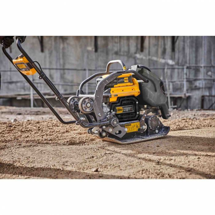 Вібраційна плита прямохідна акумуляторна POWERSHIFT DeWALT DCPS7154N