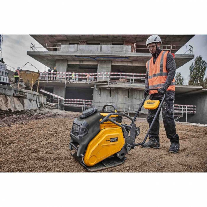 Вібраційна плита прямохідна акумуляторна POWERSHIFT DeWALT DCPS7154N