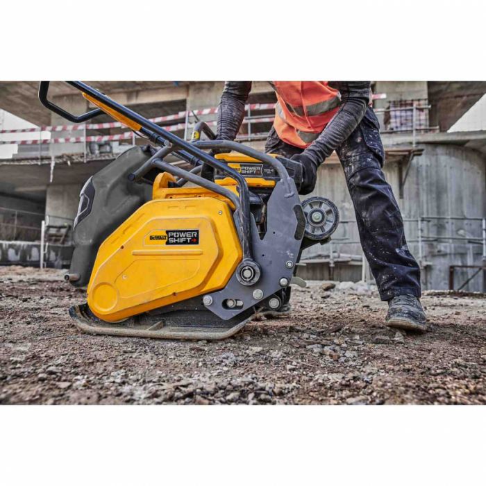 Вібраційна плита прямохідна акумуляторна POWERSHIFT DeWALT DCPS7154N