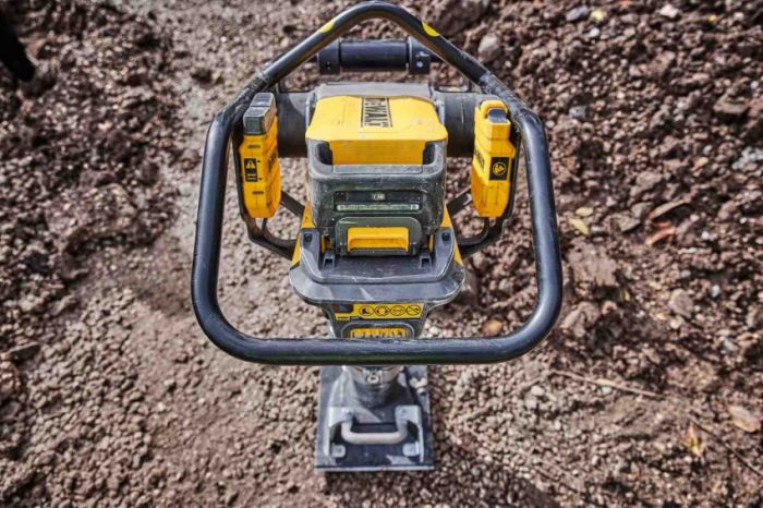 Вібротрамбовка акумуляторна POWERSHIFT DeWALT DCPS660N